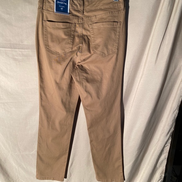 Charter Club Petite Lexington Straight-Leg Jeans - Picture 4 of 15